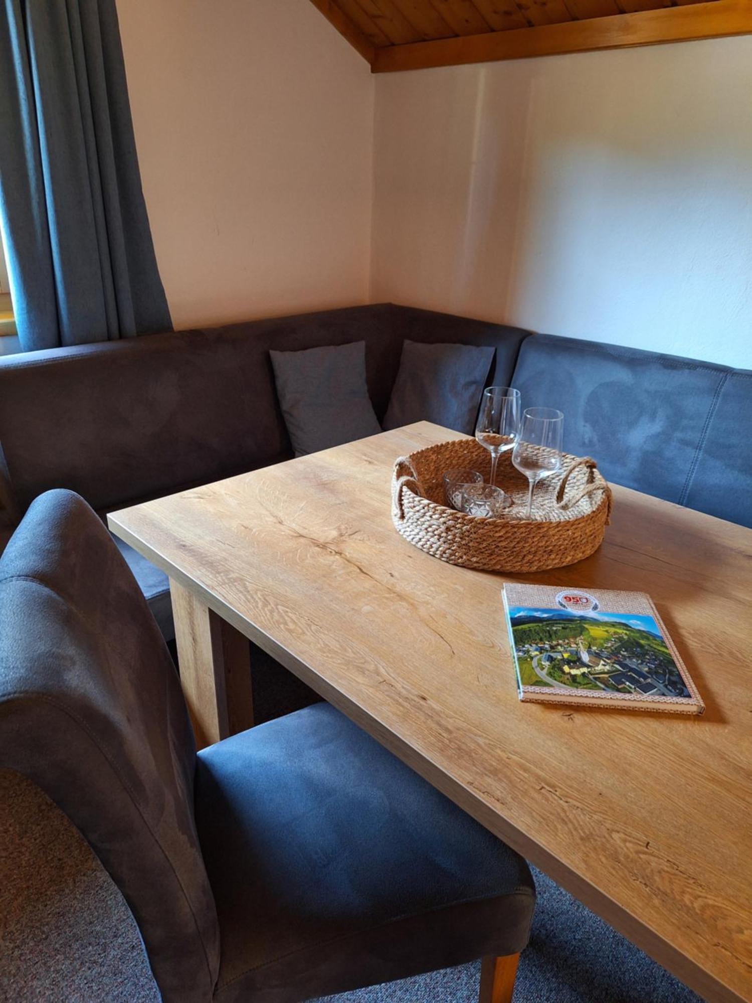 プファルヴェルフェンHaus Riederアパートメント エクステリア 写真