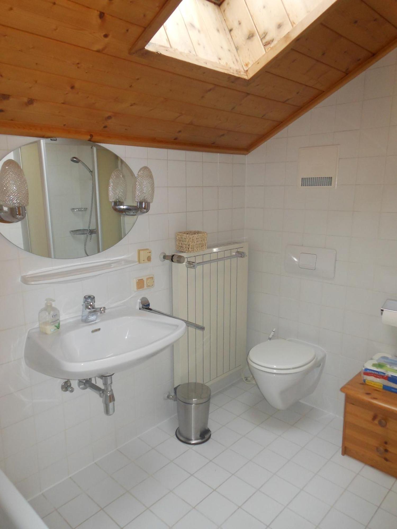プファルヴェルフェンHaus Riederアパートメント 部屋 写真